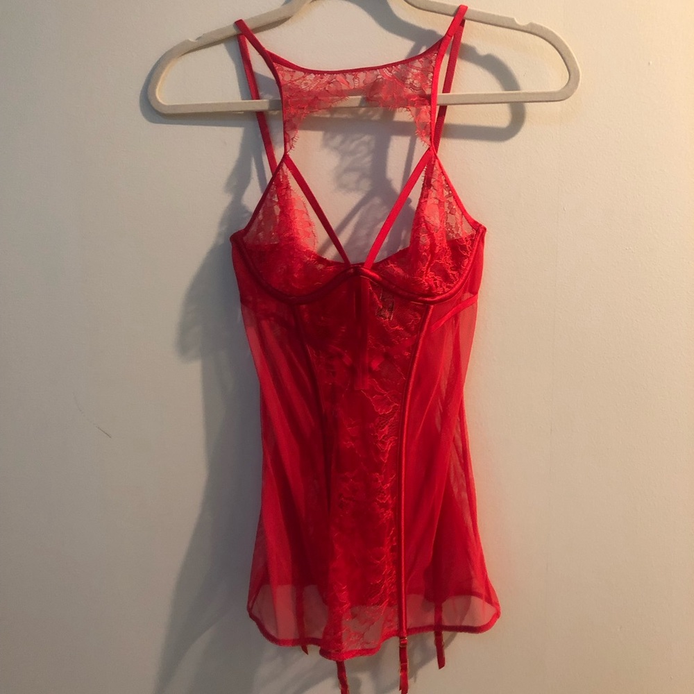 Red VS lingerie NWOT